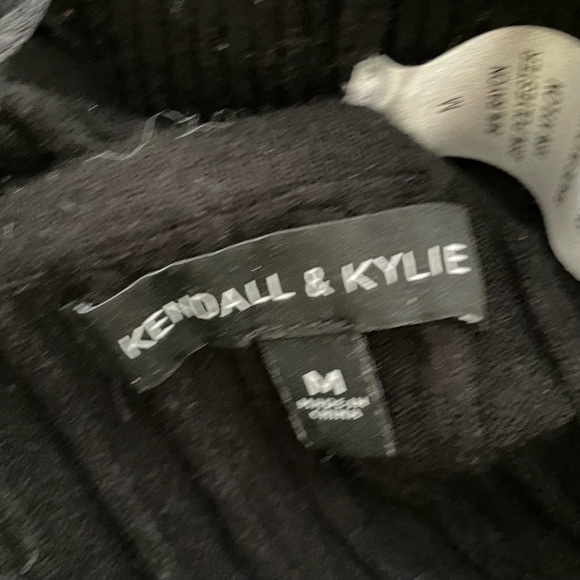 Kendall & Kylie Knit Tank Crop Top Circle Zipper sz M - Picture 4 of 5